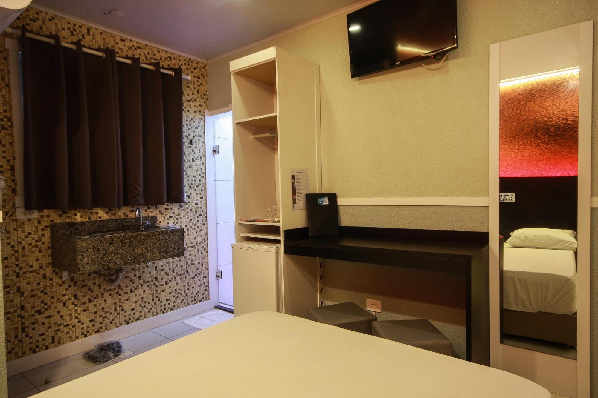 Unico Motel Faria Lima サンパウロ エクステリア 写真